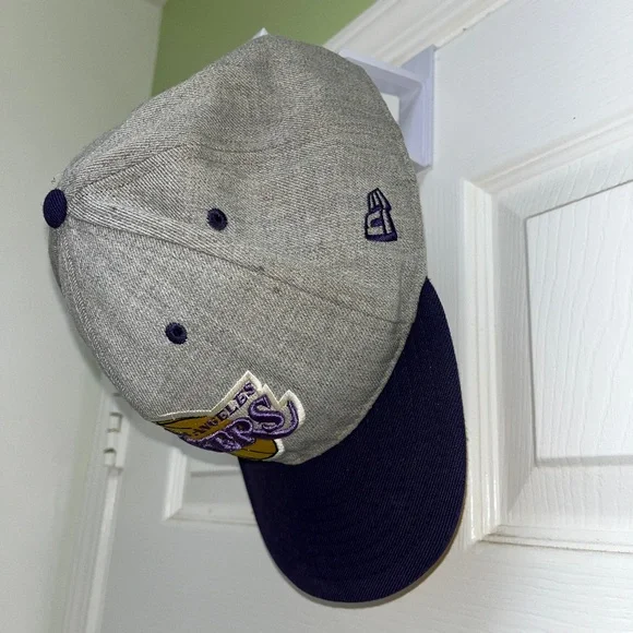 LA Lakers OS - Picture 11 of 12